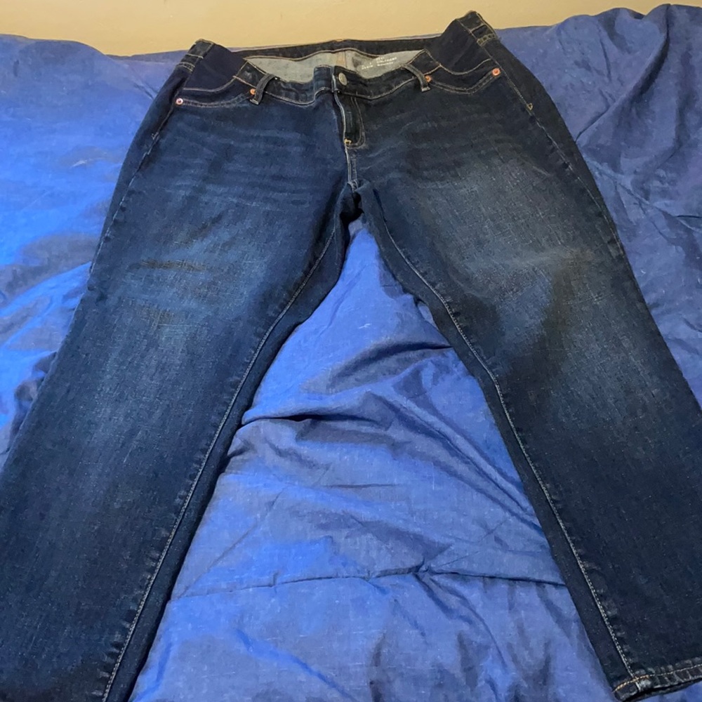 Maternity best girlfriend jeans